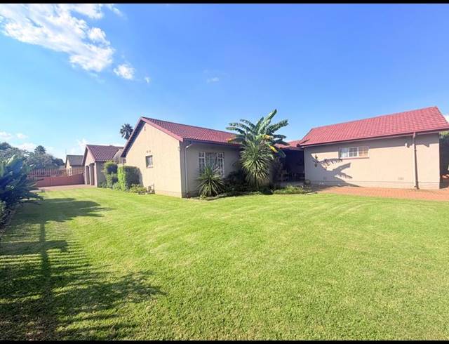 3 BEDROOM HOUSE FOR SALE IN VANDERBIJLPARK SE 6